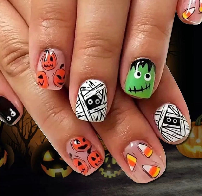 Short Halloween Nails
