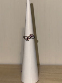 Size 8 Ring