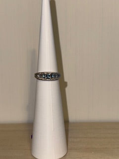 Size 10 Ring